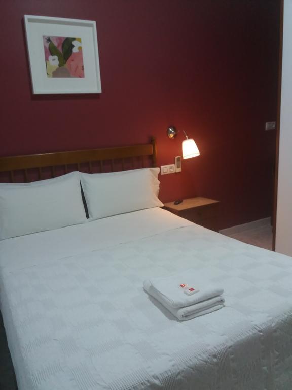 Hostal Dulcinea Madrid Exterior photo